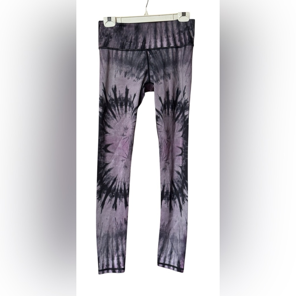 EUC Noli Yoga Pants SZ M purple, black, gray tie dye
